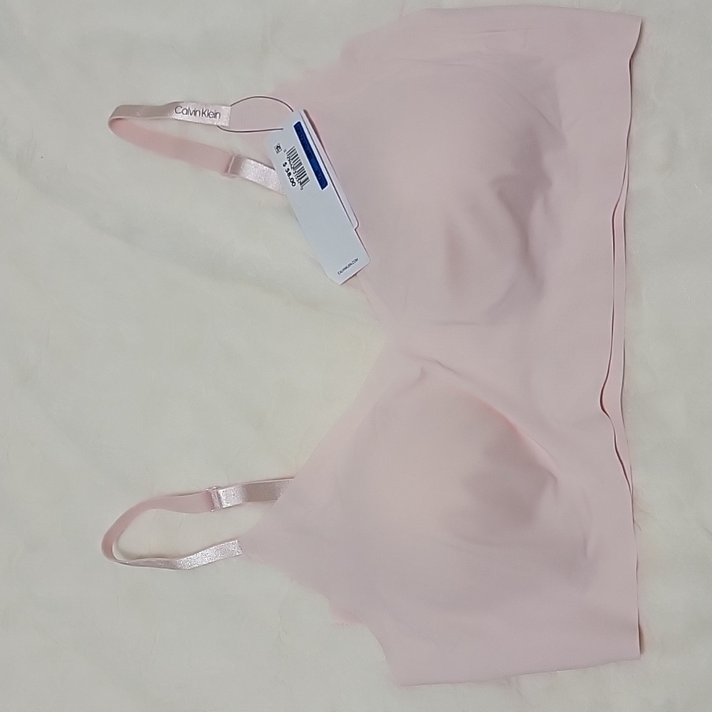 Calvin Klein Invisible Bralette